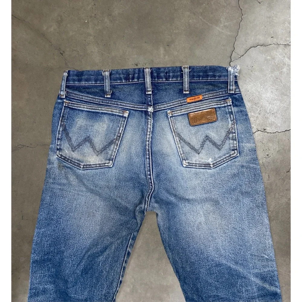 Wrangler throughoutwestern looksee